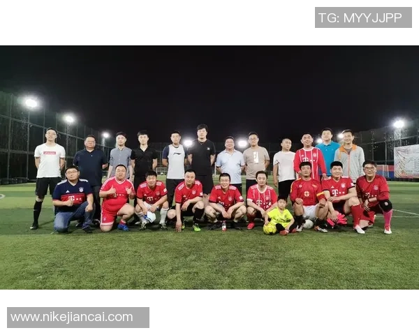 赛后分析：西安足球队与广州足球队的团队协作表现及其影响因素探讨